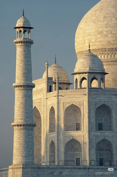The Taj Mahal at golden hour